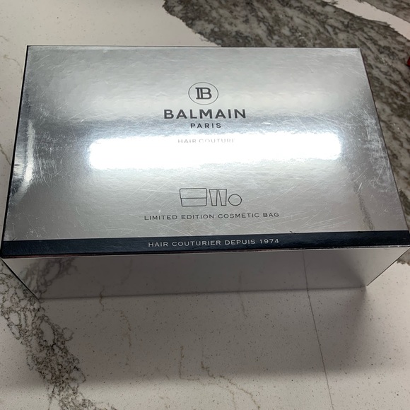 Balmain Limited Edition Silver Cosmetic Bag - Picture 7 of 7